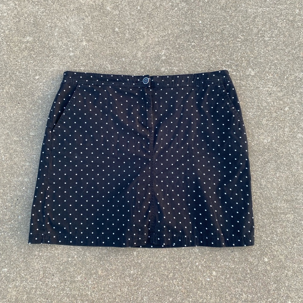 Black and white polka dot skort